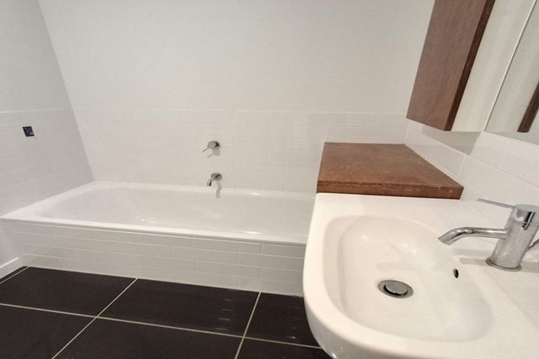 Photo of property in Altar Apartments, 43/120u Rintoul Street, Newtown, Wellington, 6021