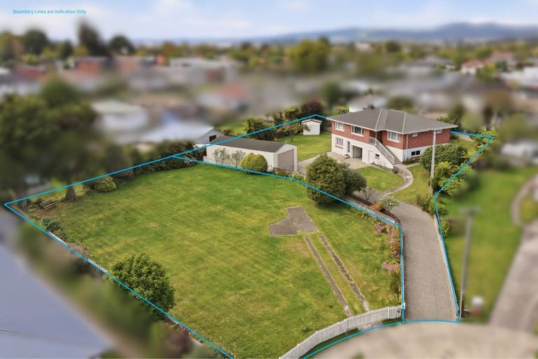 Photo of property in 12 Johnston Crescent, Hillcrest, Rotorua, 3015