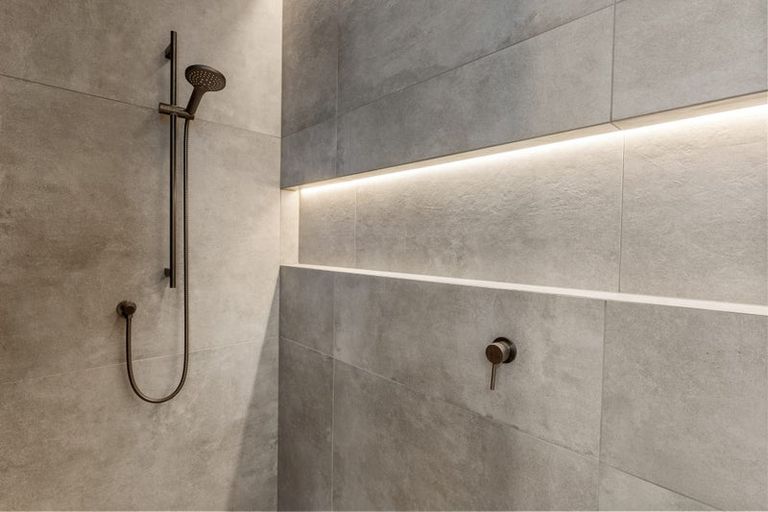 Photo of property in 17a Roland Road, Greenhithe, Auckland, 0632