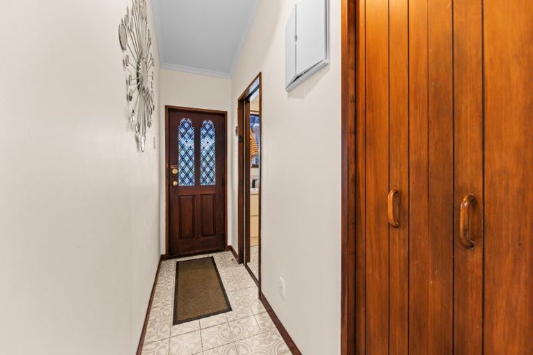 Photo of property in 37 Chinnerys Road, Woodend, 7610