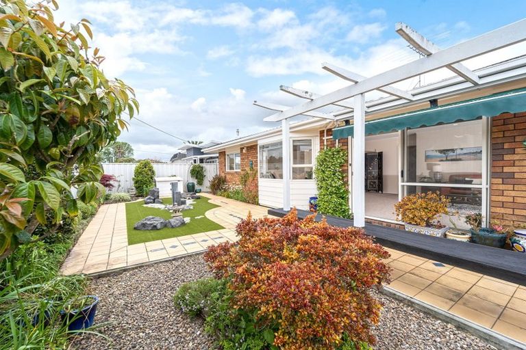 Photo of property in 1/89 Nile Road, Milford, Auckland, 0620