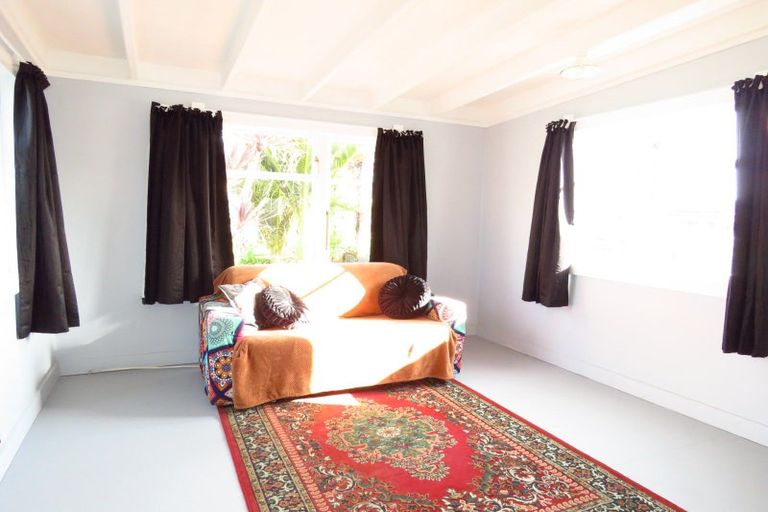 Photo of property in 78a Romilly Street, Westport, 7825