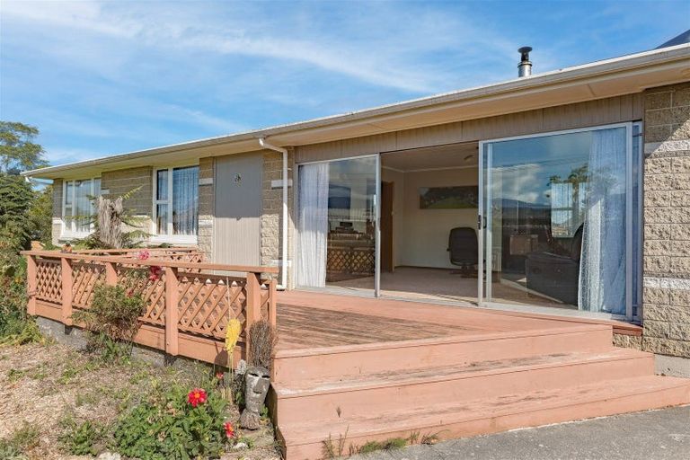 Photo of property in 47 Lyndhurst Street, Westport, 7825