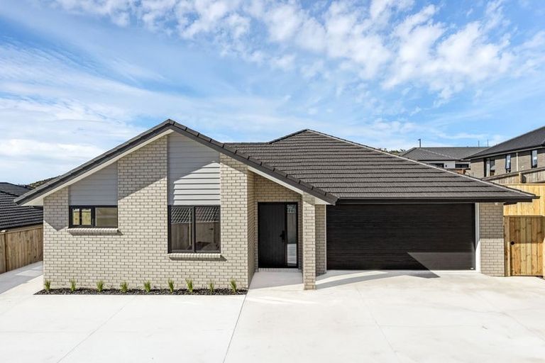 Photo of property in 11 Dolcetto Place, Pokeno, 2402