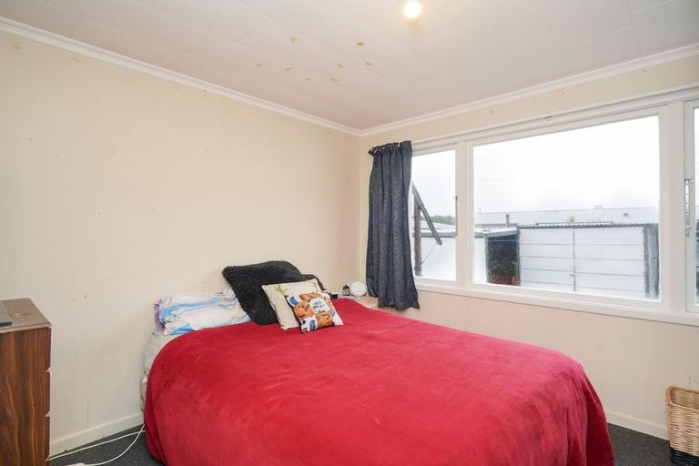 Photo of property in 273 Conyers Street, Strathern, Invercargill, 9812