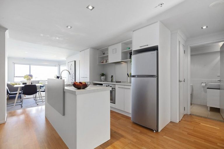 Photo of property in 213/332 Maunganui Road, Mount Maunganui, 3116