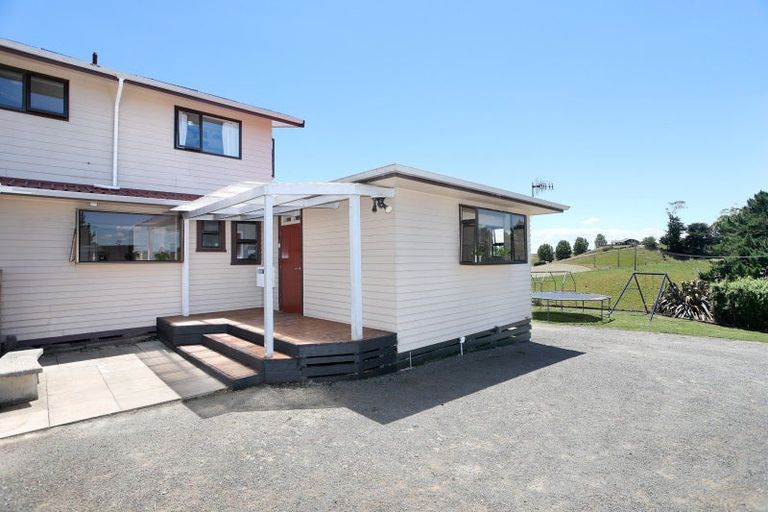 Photo of property in 270 Halcombe Road, Feilding, 4775