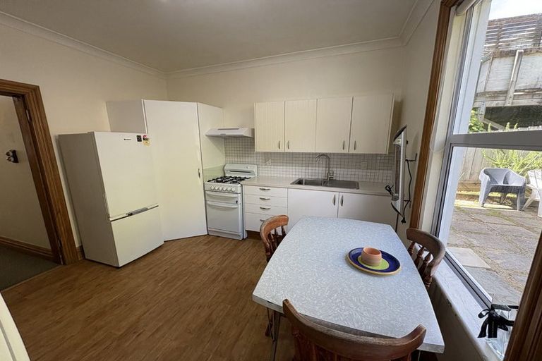 Photo of property in 293 Tinakori Road, Thorndon, Wellington, 6011