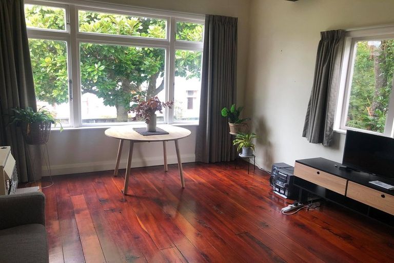 Photo of property in 145 Hataitai Road, Hataitai, Wellington, 6021