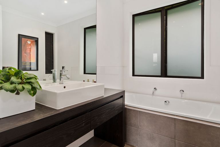 Photo of property in 167 Cape Rodney Road, Leigh, 0985
