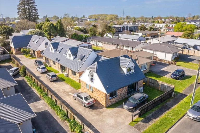 Photo of property in 8 Inverness Avenue, Hamilton East, Hamilton, 3216