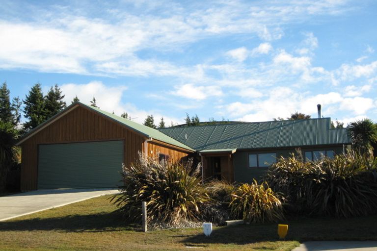 Photo of property in 8 Hillview Place, Wanaka, 9305