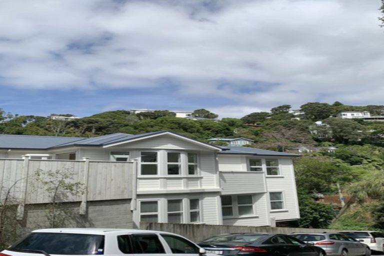 Photo of property in 2 Crieff Street, Northland, Wellington, 6012