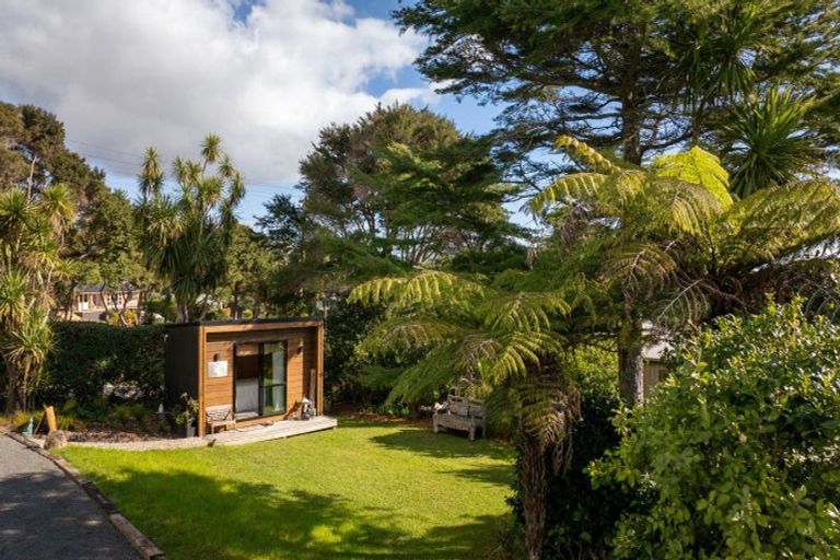 Photo of property in 37 Bay View Road, Raglan, 3225