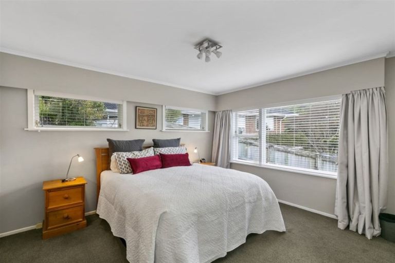 Photo of property in 50 Spencer Street, Crofton Downs, Wellington, 6035