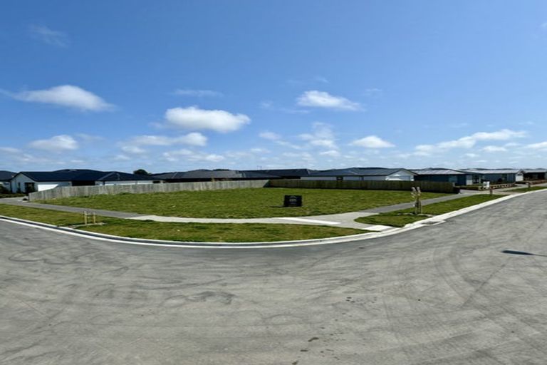 Photo of property in 14 Mackinnon Street, Marshland, 8083