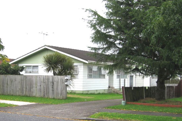 Photo of property in 1/11 Cranberry Place, Bucklands Beach, Auckland, 2012