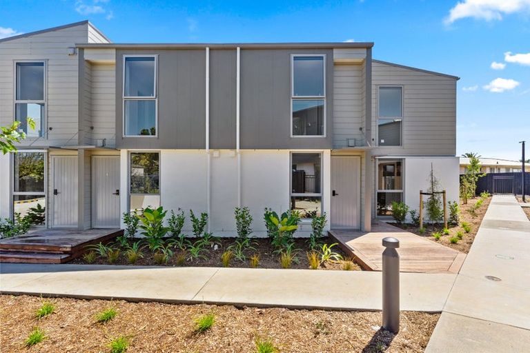 Photo of property in 16/25 Tranent Road, Mangere, Auckland, 2022