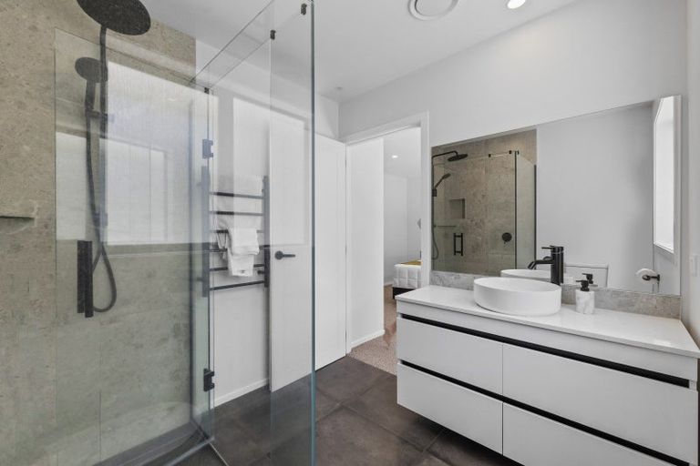 Photo of property in 40 Barrett Road, Whalers Gate, New Plymouth, 4310