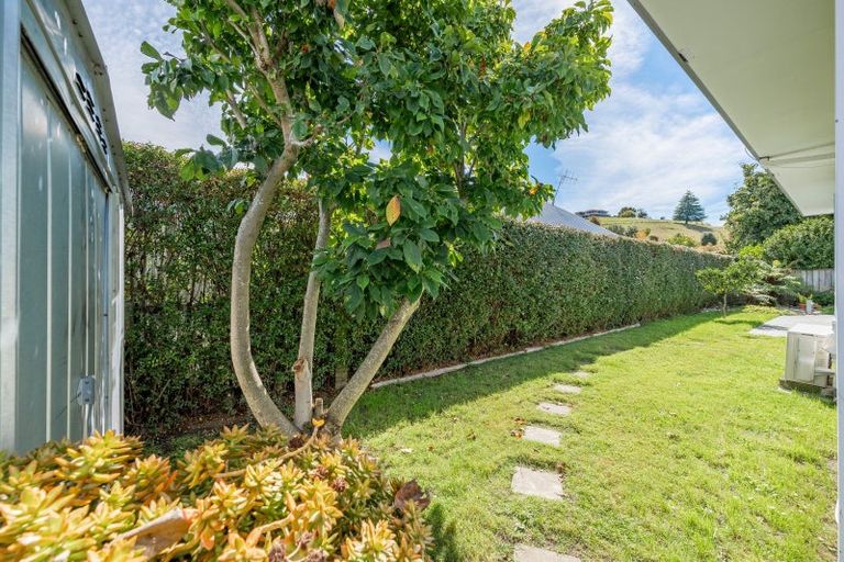 Photo of property in 7a Golding Road, Taradale, Napier, 4112