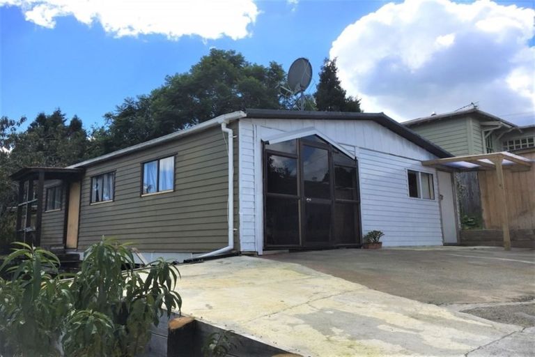 Photo of property in 10 Lewis Street, Te Kamo, Whangarei, 0112