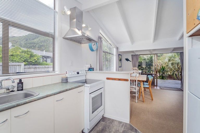 Photo of property in 9 Pauanui Beach Road, Pauanui, Hikuai, 3579