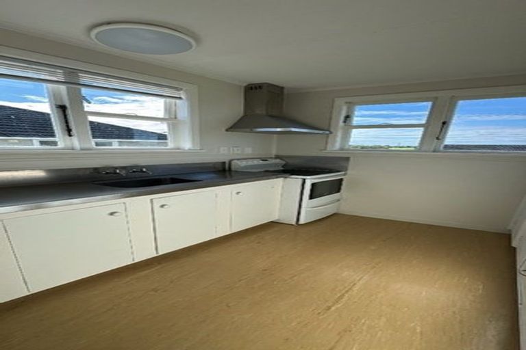 Photo of property in 6 Marsden Street, Hauraki, Auckland, 0622