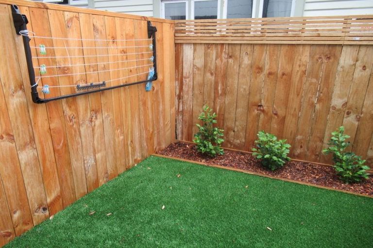 Photo of property in 3/4 Collingwood Street, Waterloo, Lower Hutt, 5011