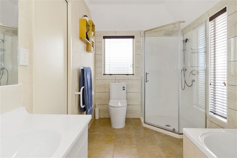 Photo of property in 7 Ksenia Drive, Flat Bush, Auckland, 2019