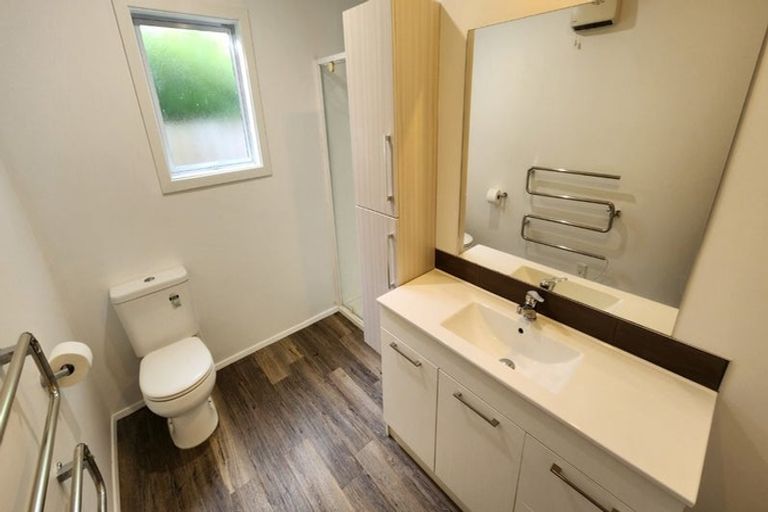 Photo of property in 43 Wyon Street, Linwood, Christchurch, 8062