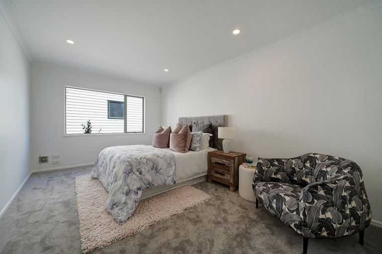 Photo of property in St Claire Village, 124/172 Mcleod Road, Te Atatu South, Auckland, 0610