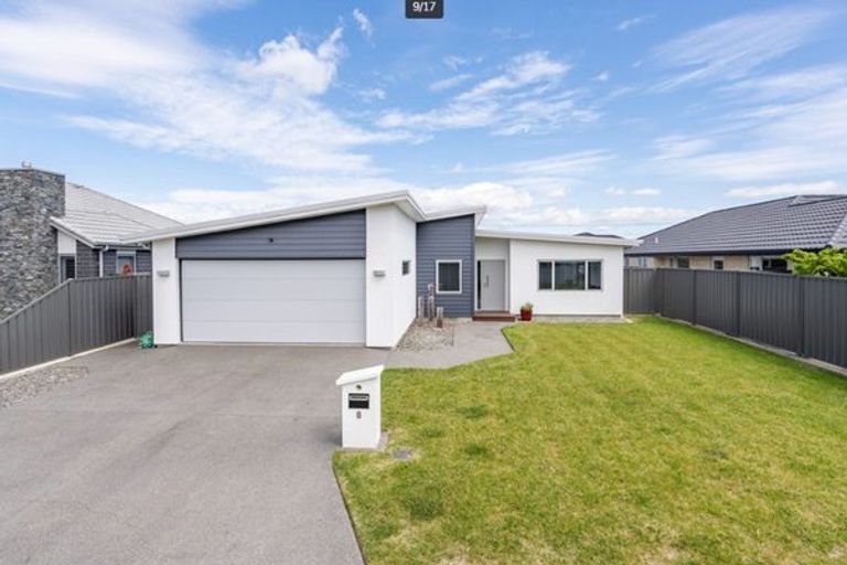 Photo of property in 8 Kaituna Place, Te Awa, Napier, 4110