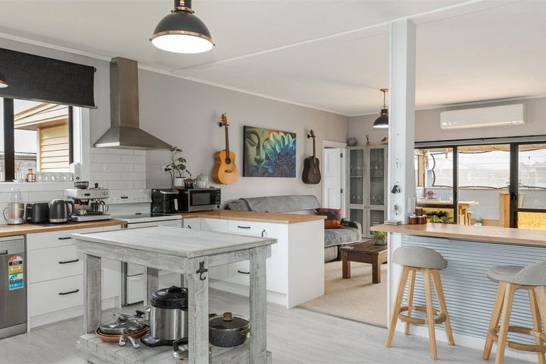 Photo of property in 20 Bentham Street, Westport, 7825
