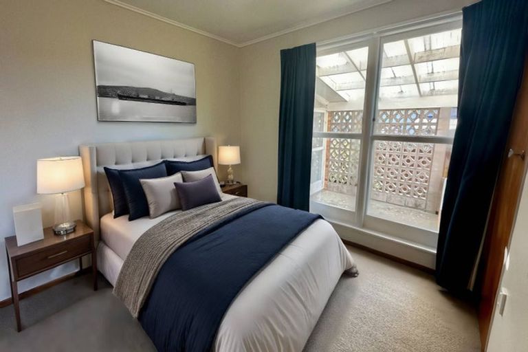 Photo of property in 81 Edmonton Road, Henderson, Auckland, 0612