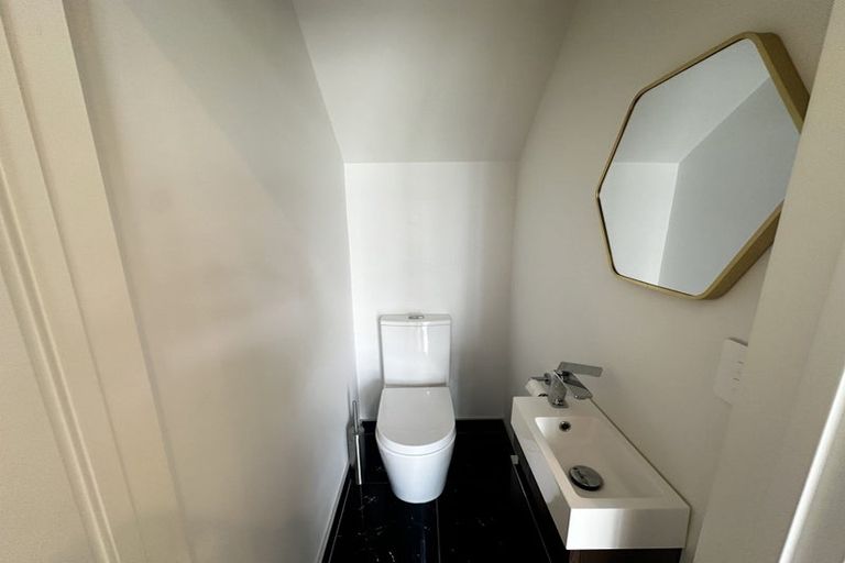 Photo of property in 25 Onekiritea Road, Hobsonville, Auckland, 0616