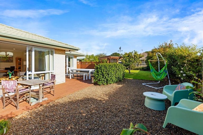 Photo of property in 19 Pirika Place, Papamoa Beach, Papamoa, 3118