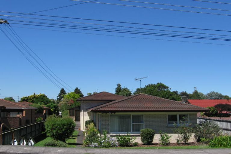 Photo of property in 1/18 Wolsley Avenue, Milford, Auckland, 0620