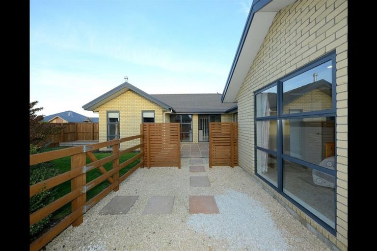 Photo of property in 8 Henley Close, Rolleston, 7614