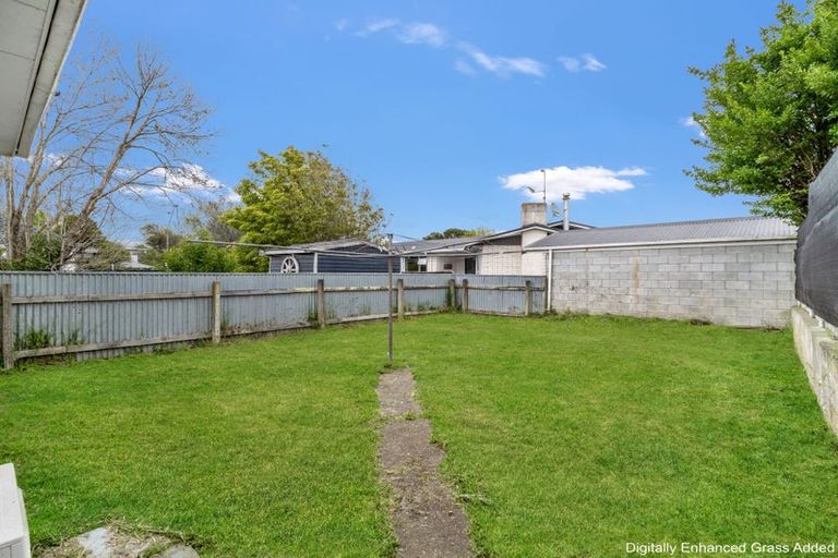 Photo of property in 3 Sutherland Crescent, Westbrook, Palmerston North, 4412