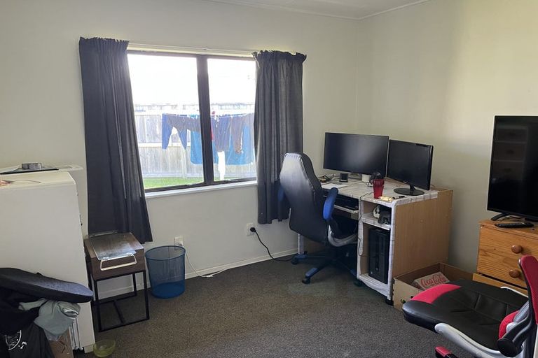 Photo of property in 27 Jeffares Place, Taradale, Napier, 4112