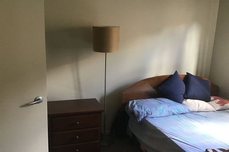 Photo of property in 2/85 Portage Road, New Lynn, Auckland, 0600