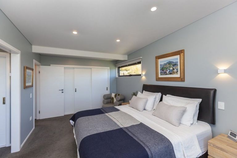 Photo of property in 101 Kakariki Grove, Waikanae, 5036