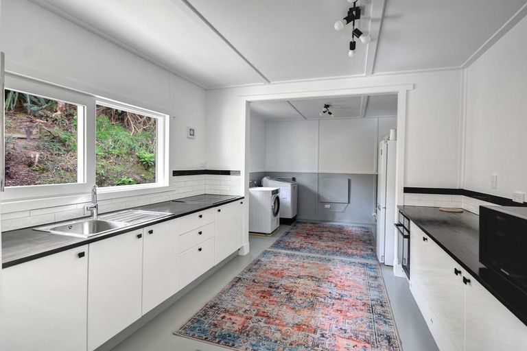 Photo of property in 11 Morepork Lane, Waipori Falls, Outram, 9073