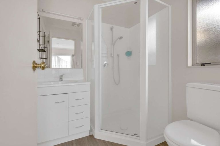 Photo of property in 285unit Vaughan Road, Owhata, Rotorua, 3010
