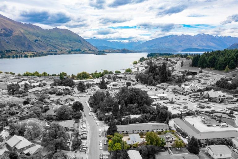 Photo of property in 22 Russell Street, Wanaka, 9305