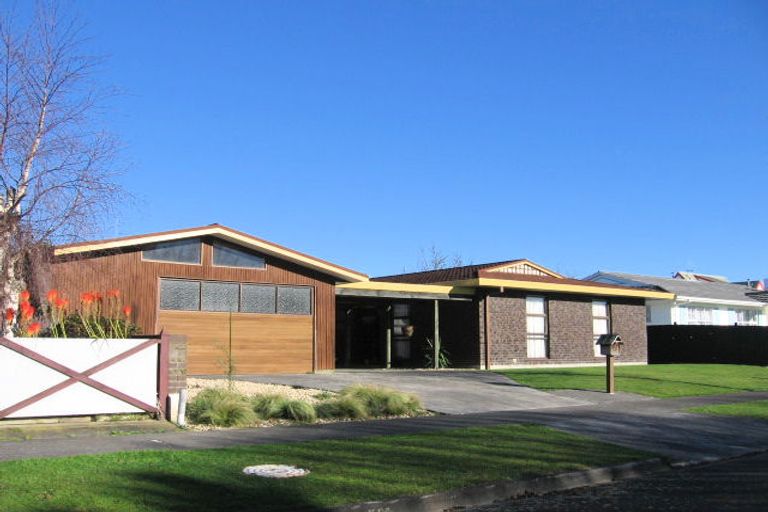 Photo of property in 25 Moyne Avenue, Milson, Palmerston North, 4414