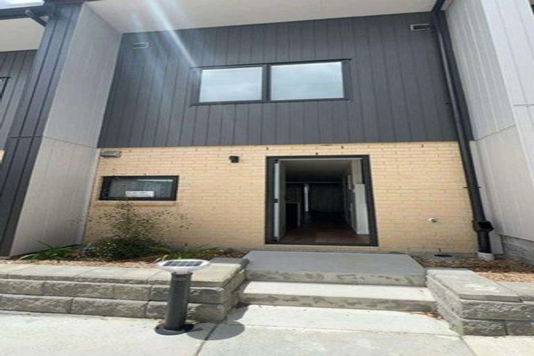 Photo of property in 48 Selo Street, Glen Eden, Auckland, 0602