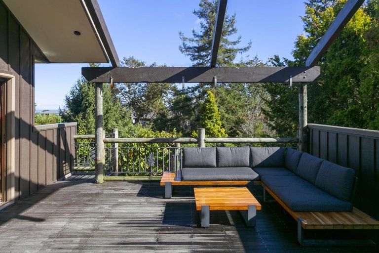 Photo of property in 53 Chesham Avenue, Waipahihi, Taupo, 3330