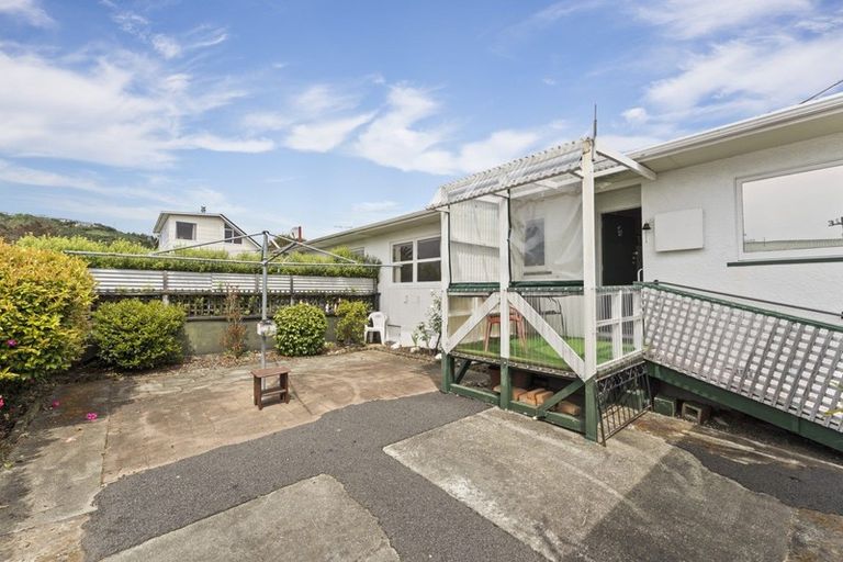 Photo of property in 1 Marsden Road, Stoke, Nelson, 7011