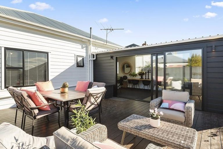 Photo of property in 15 Plunket Street, Saint Kilda, Dunedin, 9012
